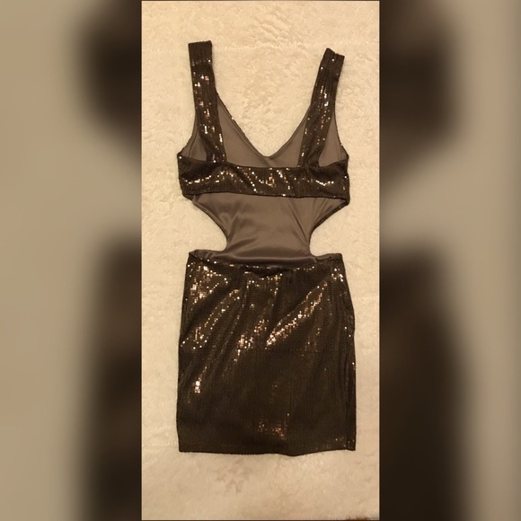 Grey sequin mini dress with cut out sides - Picture 2 of 8